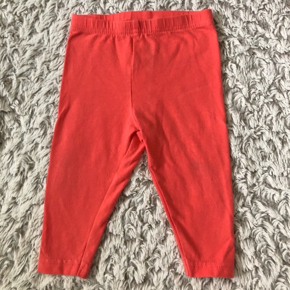 2/15$• Baby girl clothes bundle• Carter’s child of mine• 6-9 months old - Picture 3 of 7